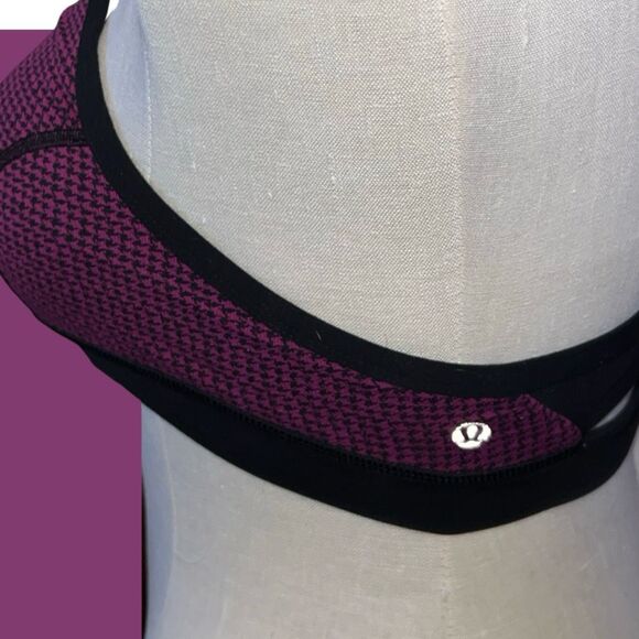 Lululemon Rise & Run Sports Bra Size 10 - Picture 4 of 6